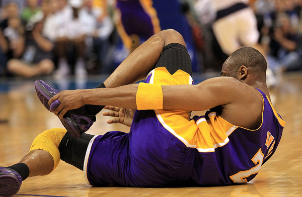 kobe-bryant-ankle[1].jpg